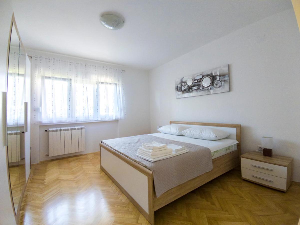 Apartmani Cimerman Krk Town Exterior photo