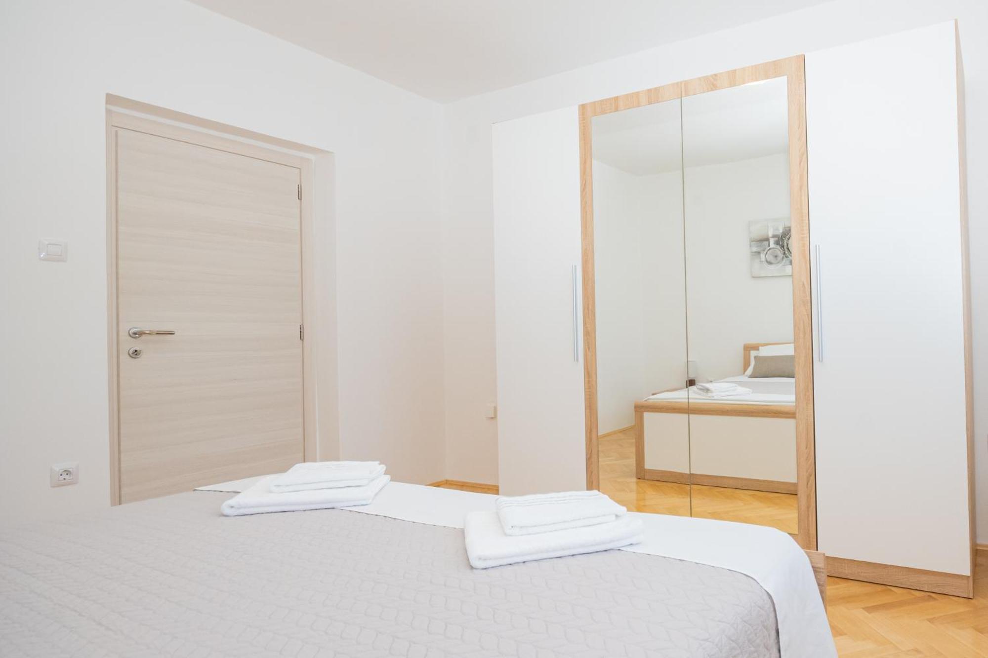 Apartmani Cimerman Krk Town Exterior photo